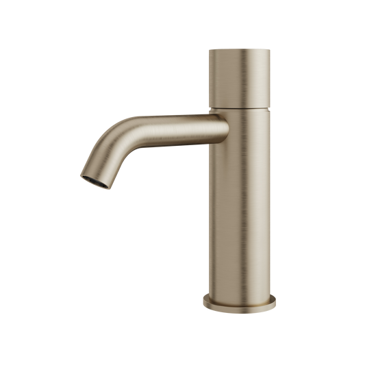 ARIA SINGLE-HOLE LAVATORY FAUCET