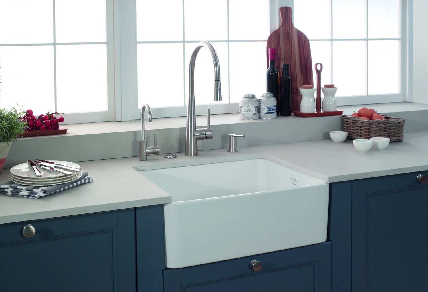 Bar sink